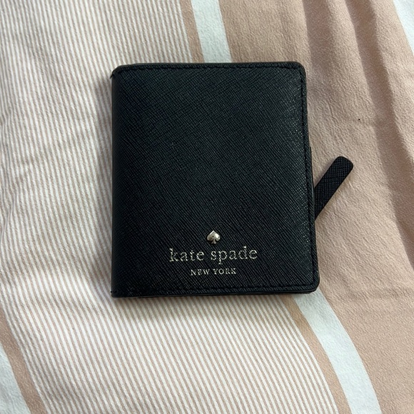 kate spade Handbags - Kate Spade Compact Wallet